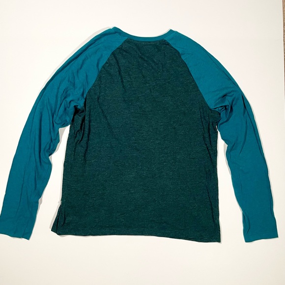 Levi’s Super Soft Gray & Blue Long Sleeve T-Shirt - Size Medium - Picture 2 of 6